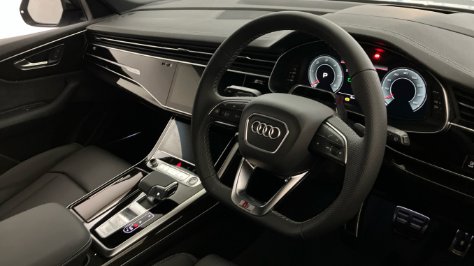 Audi Q8 3.0 TDI Quattro 286 Black Ed 5dr Tiptronic [Tech] Diesel Estate - Image 6